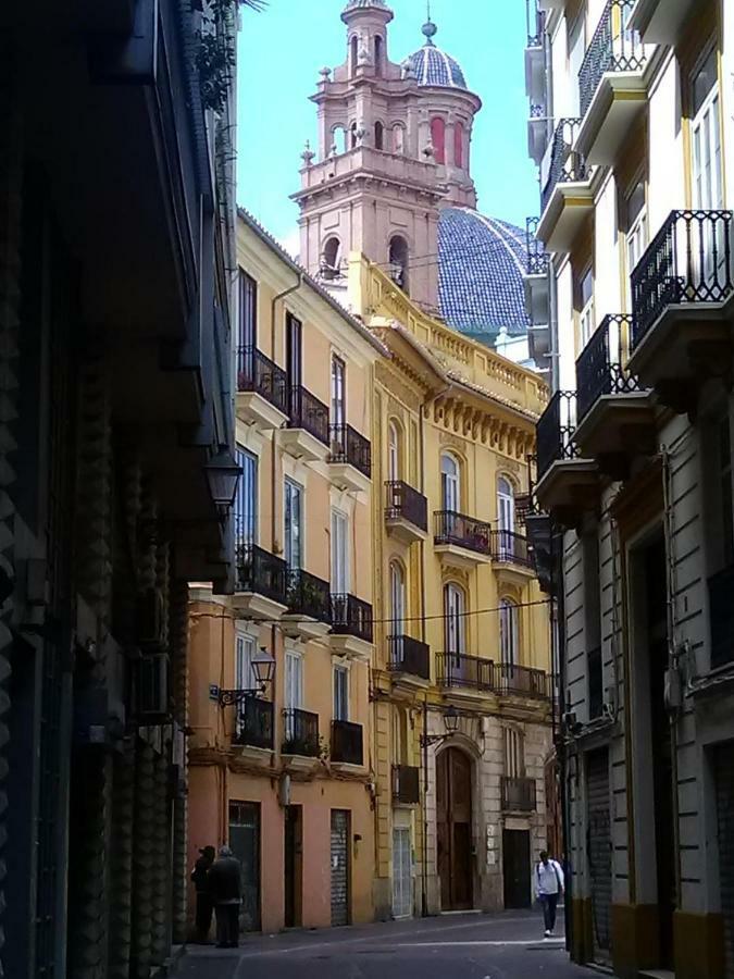 Light&bright apartment in central Valencia Exterior foto